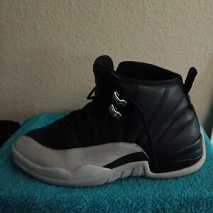 Air Jordan 12 Retro Blackwolf Grey-White